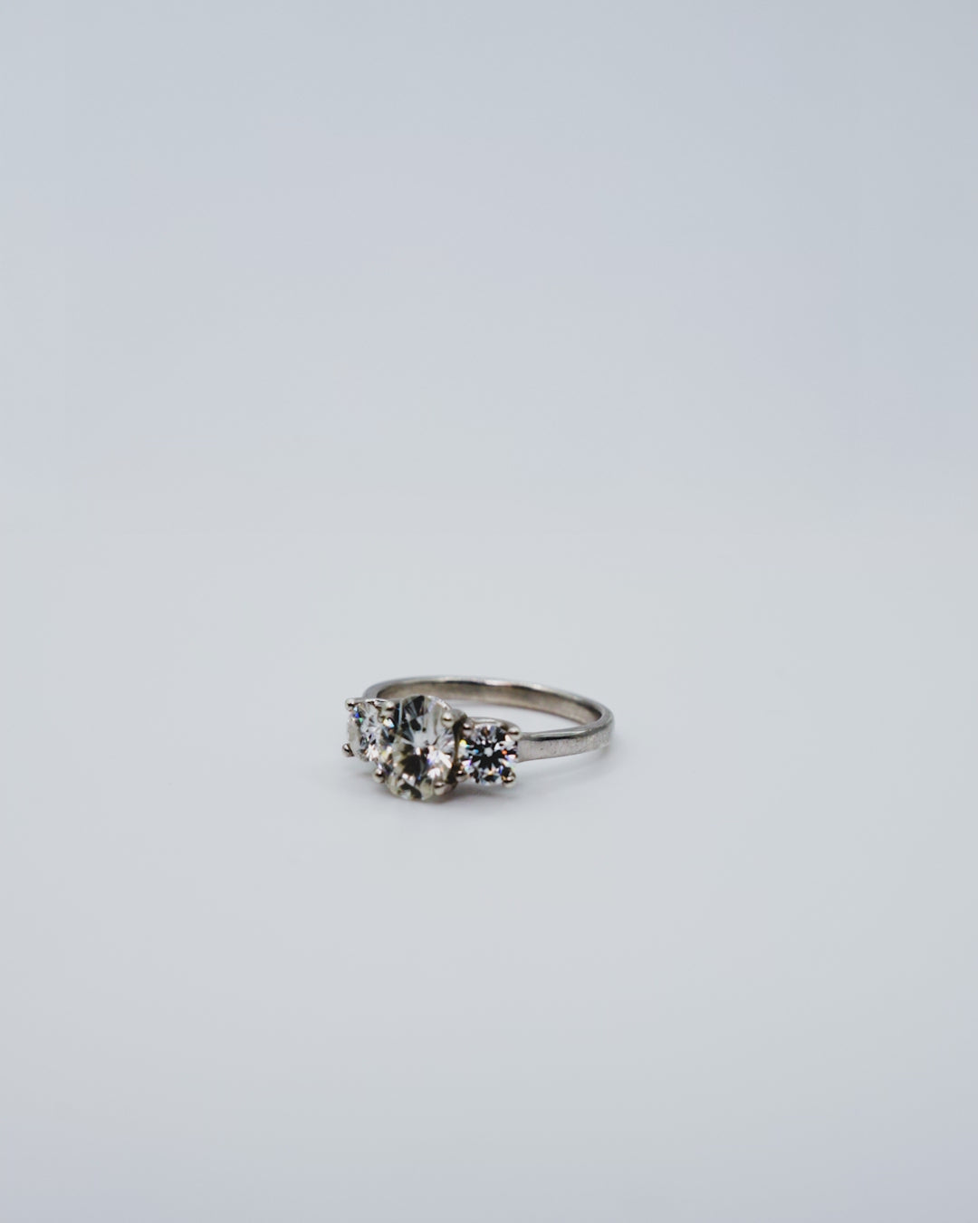 Jayidah - Classic Trilogy with Fancy Diamond
