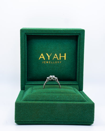 Jayidah - Classic 3 Diamond Trilogy with Diamonds