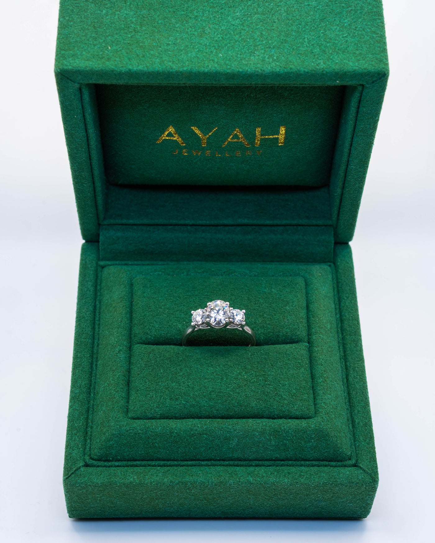 Jayidah - Classic Trilogy with Fancy Diamond
