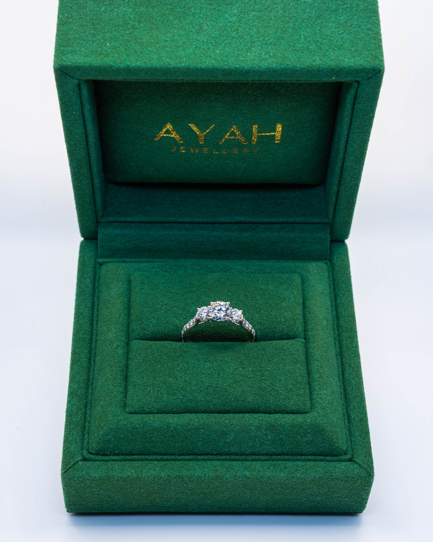 Jayidah - Classic 3 Diamond Trilogy with Diamonds